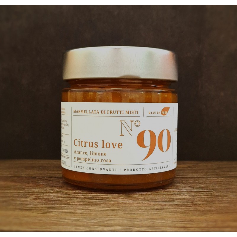 "Citrus love" oranges, lemons and pink grapefruit marmelade di Alessio Brusadin