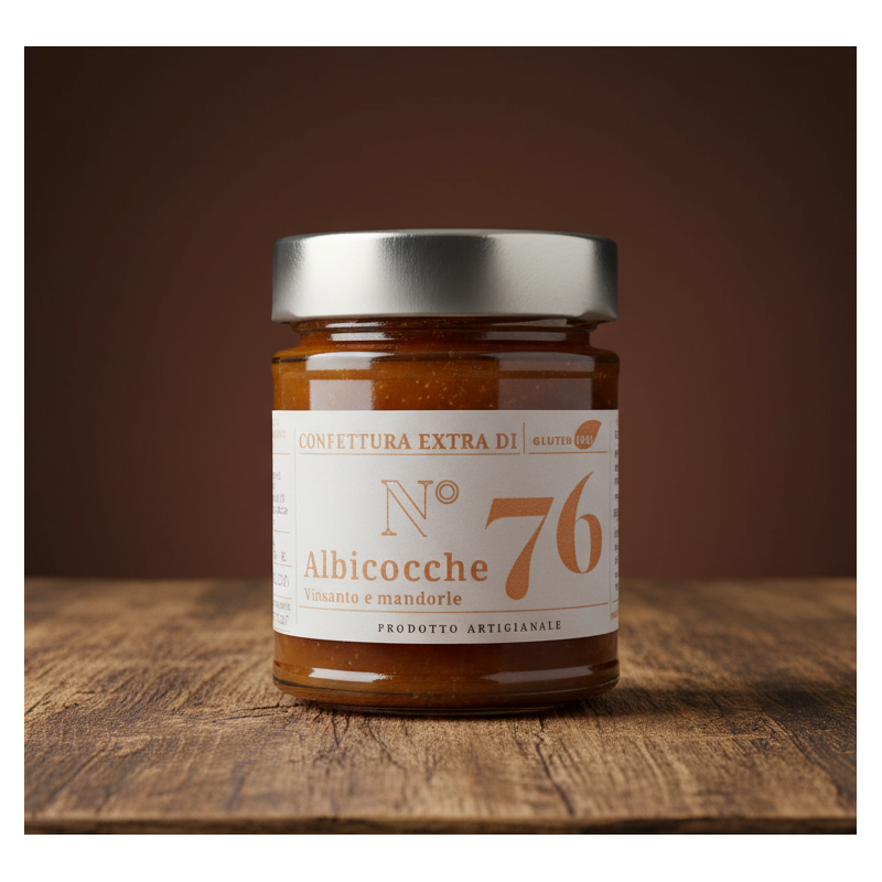 Apricot, Vinsanto and Almonds Jam 220g di Alessio Brusadin