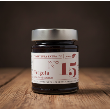 Strawberries and Elderberries Jam 220g di Alessio Brusadin