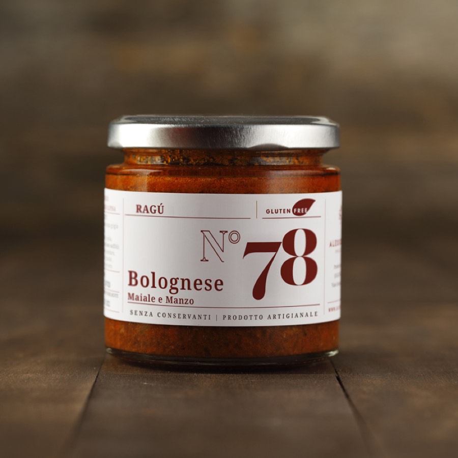 Brusadin ragù jar on a wooden table